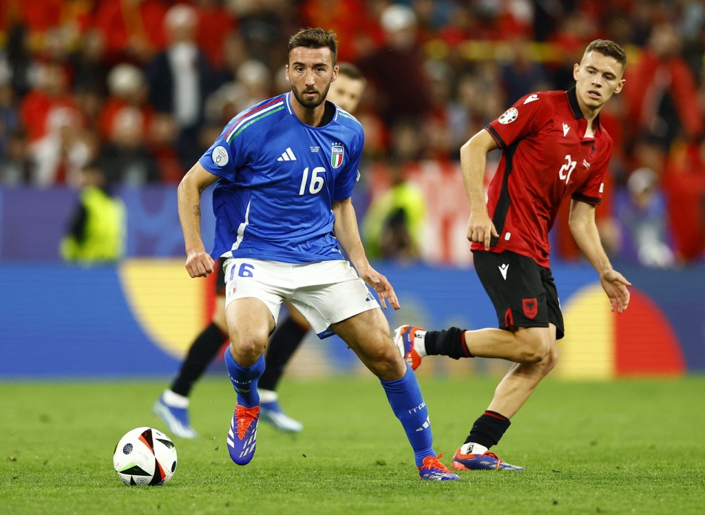 西班牙今場預計讓出控球權予意大利。Reuters