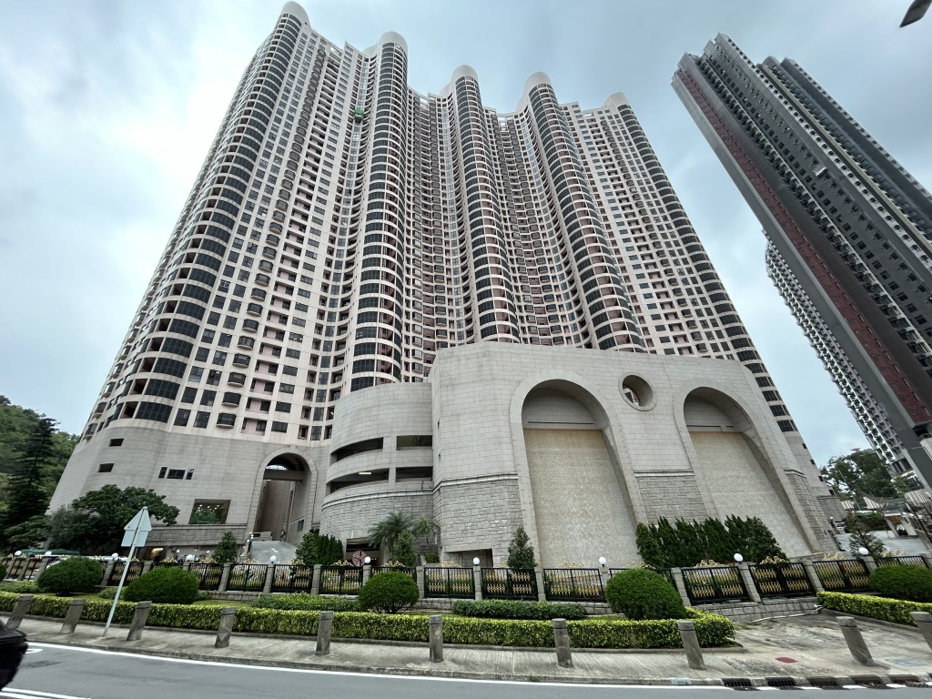 現場為大潭道38號浪琴園。 現場為大潭道38號浪琴園。
