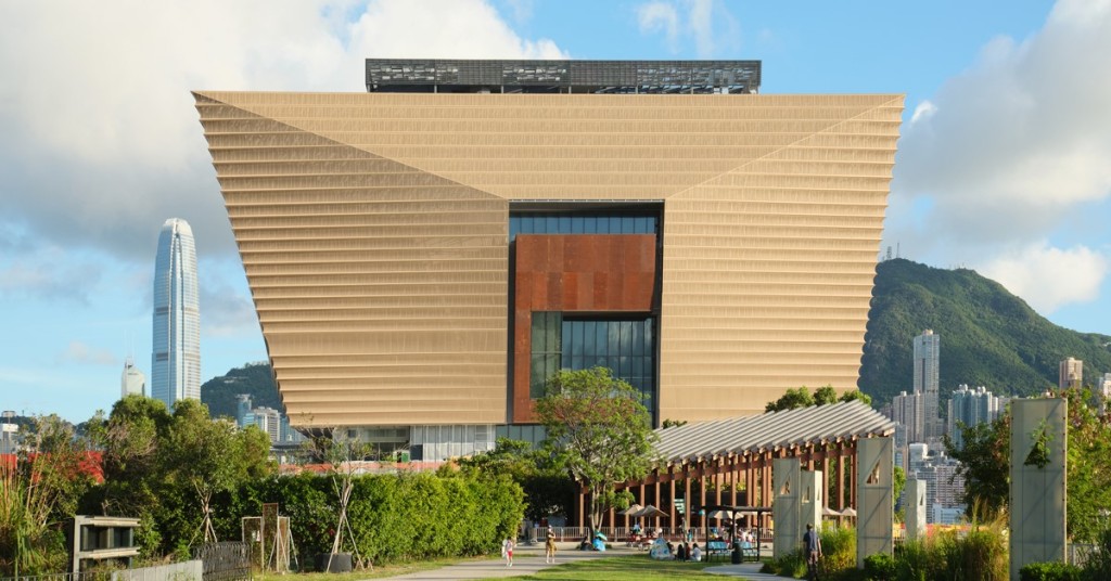 香港故宮文化博物館宣布，明天上午將不會開放。網圖