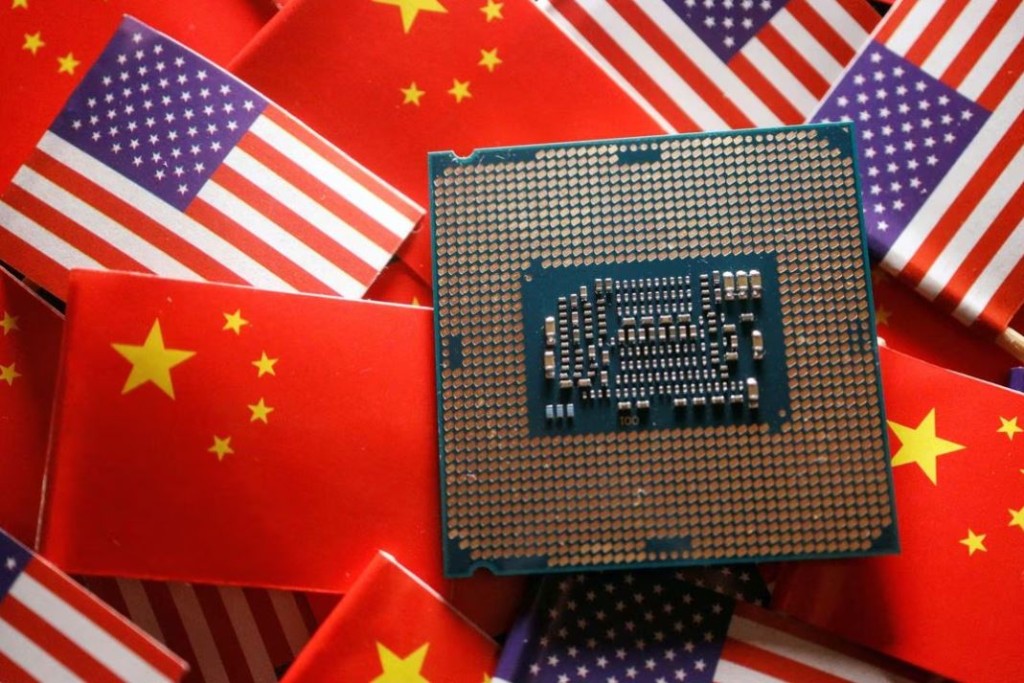美国不断收紧对华的晶片设备与技术的出口限制，令中国更需在晶片研发上有突破。路透社