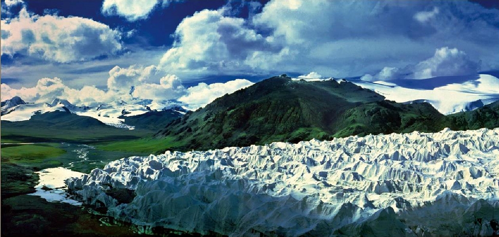 唐古拉山长江源冰川（维基百科图片）