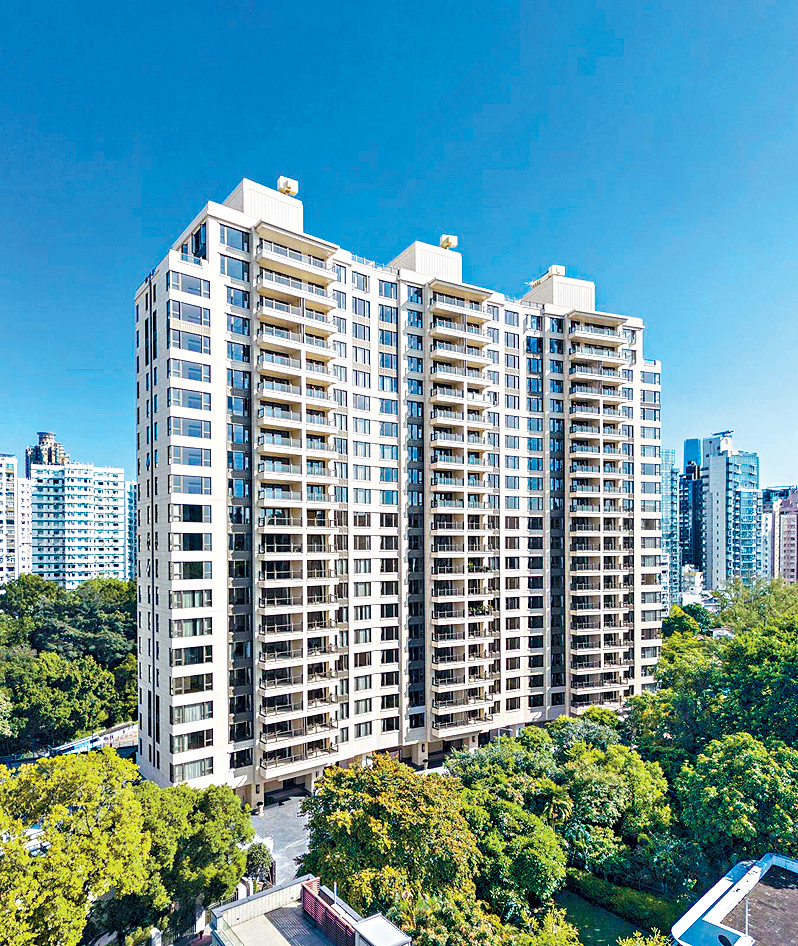 ST. GEORGE'S MANSIONS昨日獲大手客連購2伙。