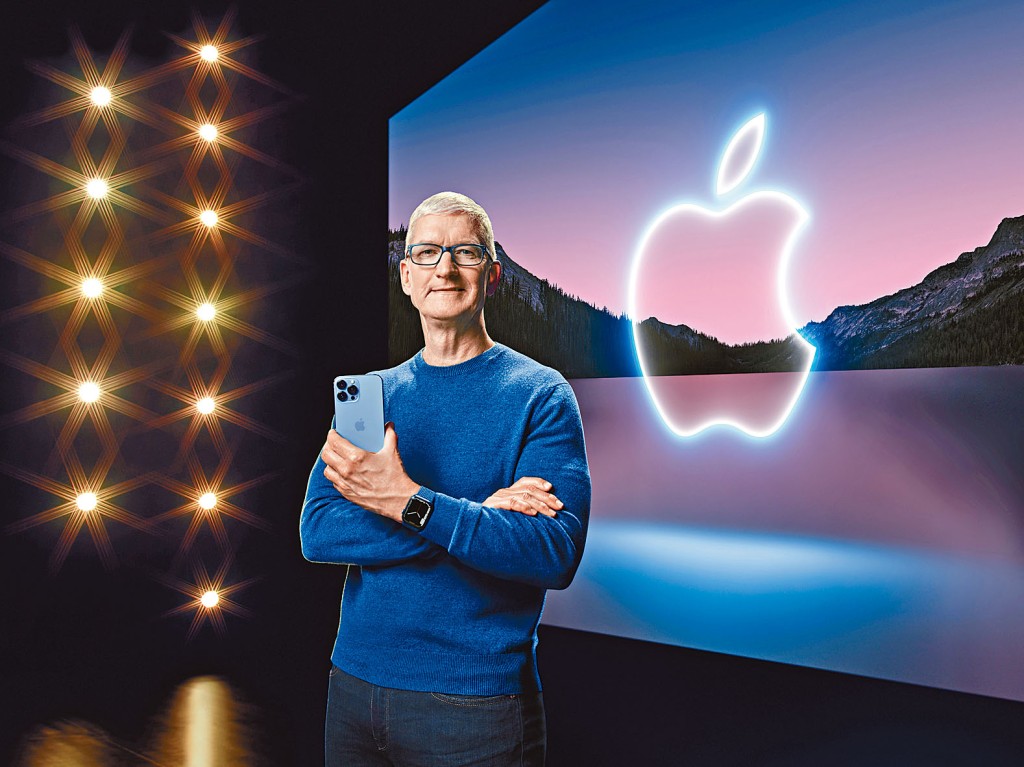 苹果CEO库克自行建议降薪，薪酬目标预估大降40％