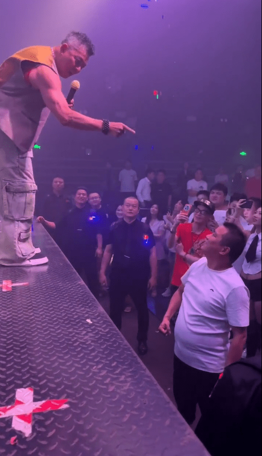 吳毅將惡形惡相，但觀眾睇得開心。