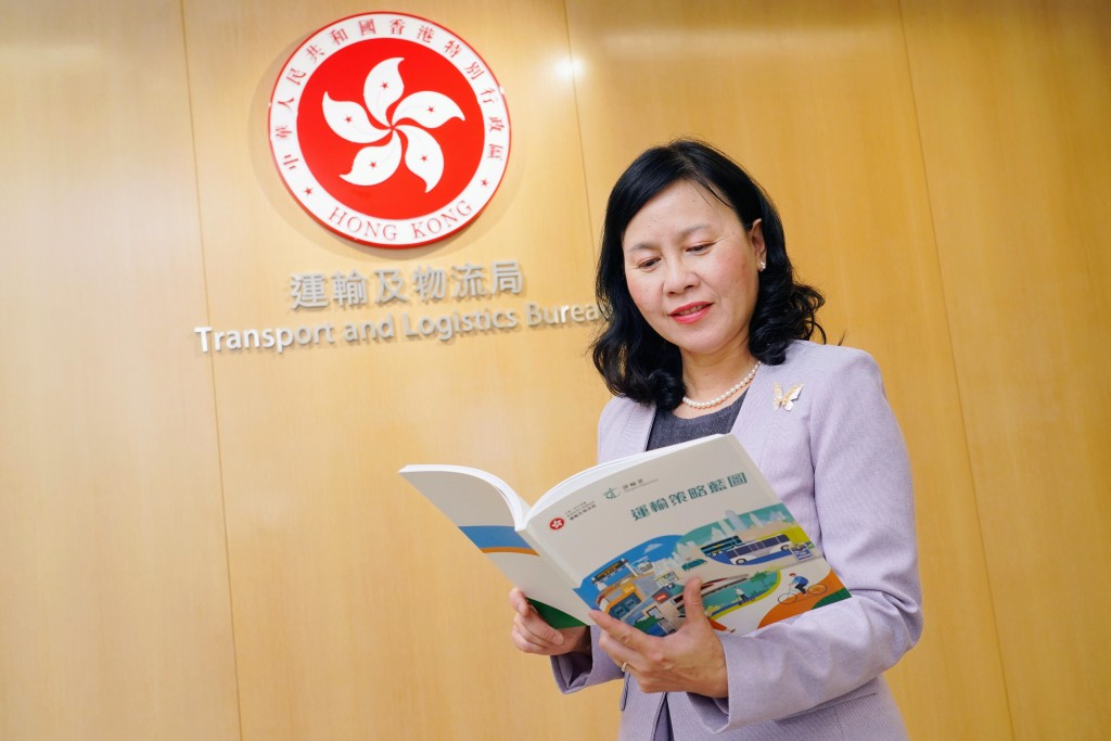 她又指，透過科技賦能打破技術瓶頸、利用創新破局思維，冀將運輸基建提速提效。