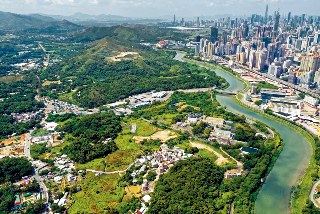 運流局快將向立法會工務小組提交文件申請撥款，將北都公路的工程勘測研究工作由原本預計的38個月大幅減至25個月，並會將勘測研究工作的費用壓減超過3成，由11億多元減至約7億元。