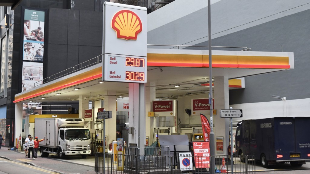 伊朗局势｜中东危机令燃油价格上扬 车主淡定未提前入油：唔会加得好离谱