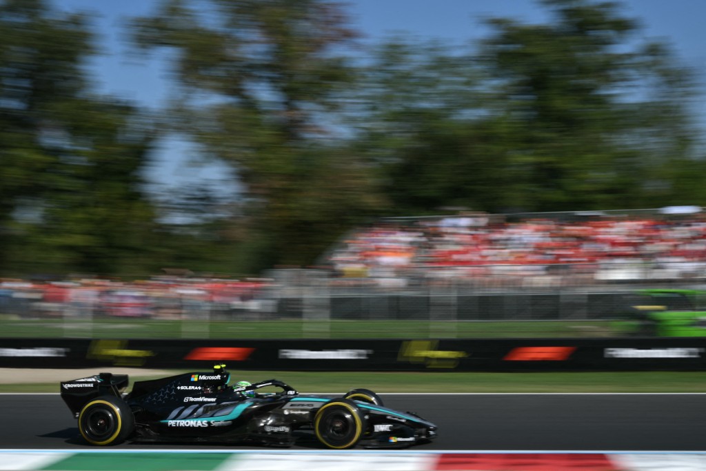 卡美安東尼利(Kimi Antonelli)意大利站從P19起步一路殺上第一。AFP