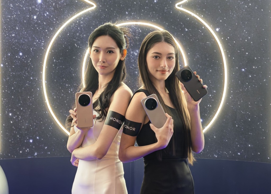 HONOR Magic8 Pro的512GB版本備有旭日金砂、絨黑及天青3種配色，1TB則有旭日金砂及絨黑色。