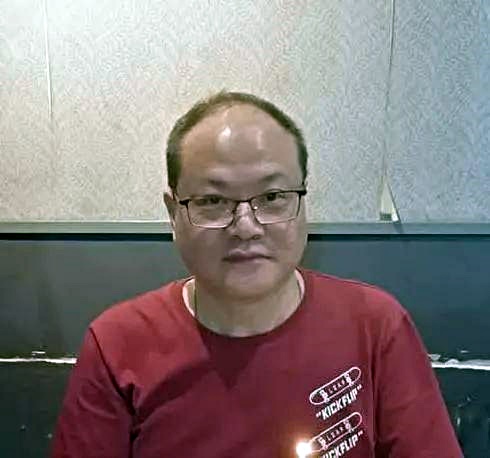 死者何慶春。 死者何慶春。