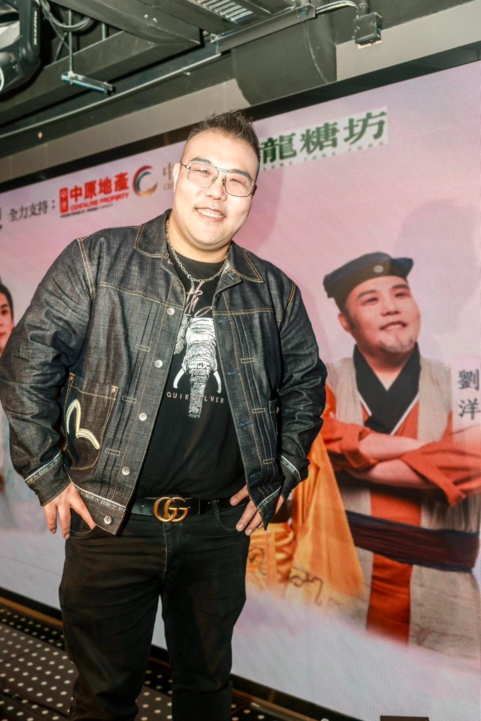 劉洋揭開霸氣外表下的柔軟與不安。 劉洋揭開霸氣外表下的柔軟與不安。