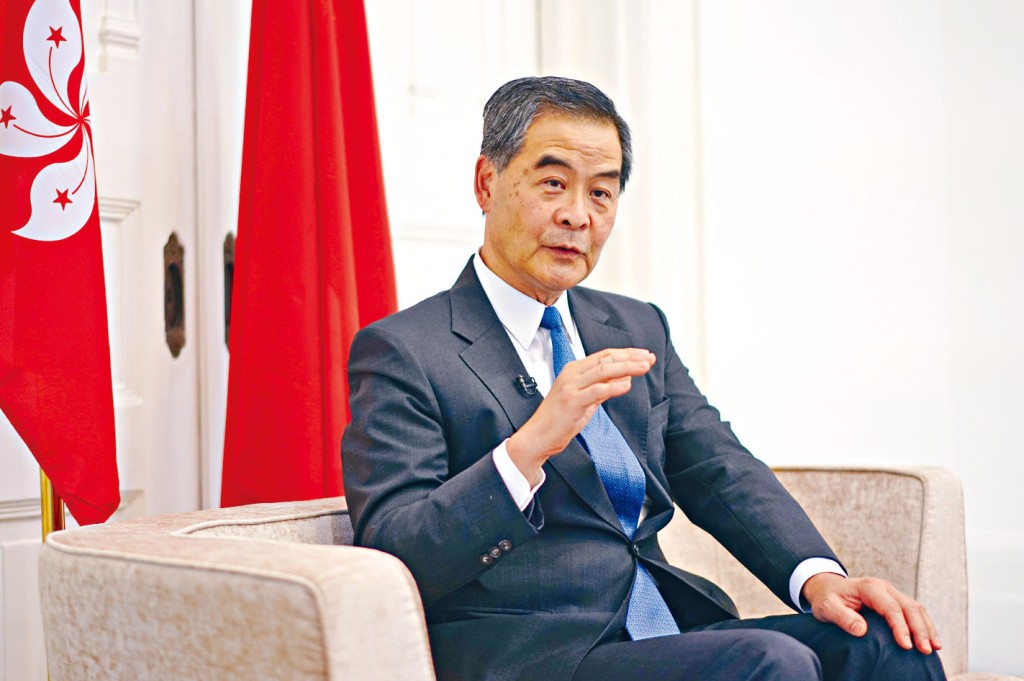 ■梁振英提倡全民強制檢測，目標是新冠肺炎確診數字盡快做到「清零」。