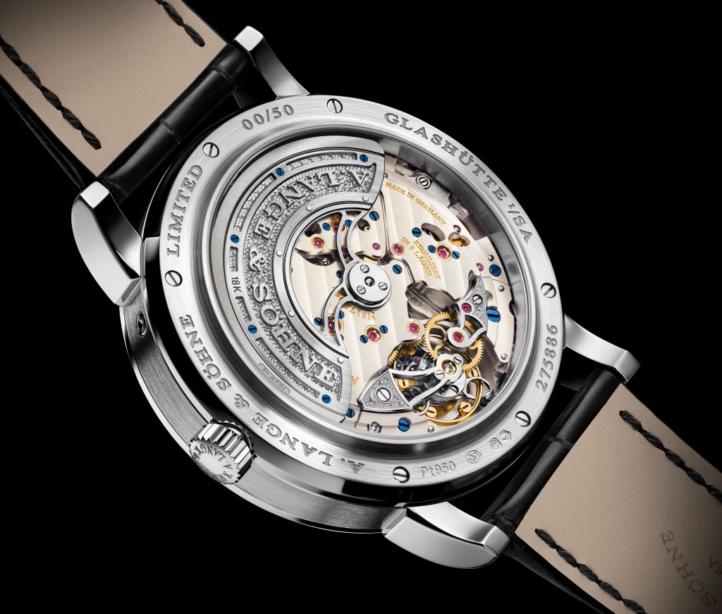 A. Lange & Söhne Lange 1 Tourbillon Perpetual Calendar“Lumen”,搭載L225.1自動上弦機芯。 A. Lange & Söhne Lange 1 Tourbillon Perpetual Calendar“Lumen”,搭載L225.1自動上弦機芯。