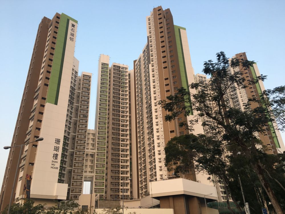 黃偉綸指,居民表示想搬入寶石湖邨等北區屋邨,當局正與房屋署積極跟進。網誌圖片