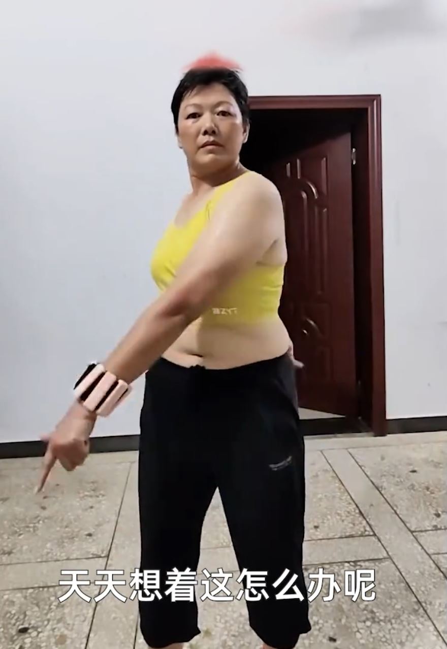 葉女士苦練瑜伽約1年，膝痛大有改善。大米Video