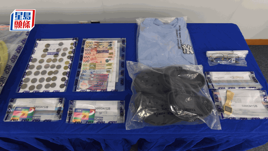 警方案發後於被告家中檢獲的部份贓物及證物。資料圖片