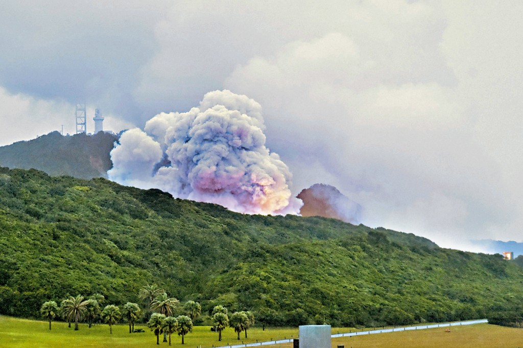 「埃普西隆S」火箭周二进行引擎燃烧试验时爆炸。