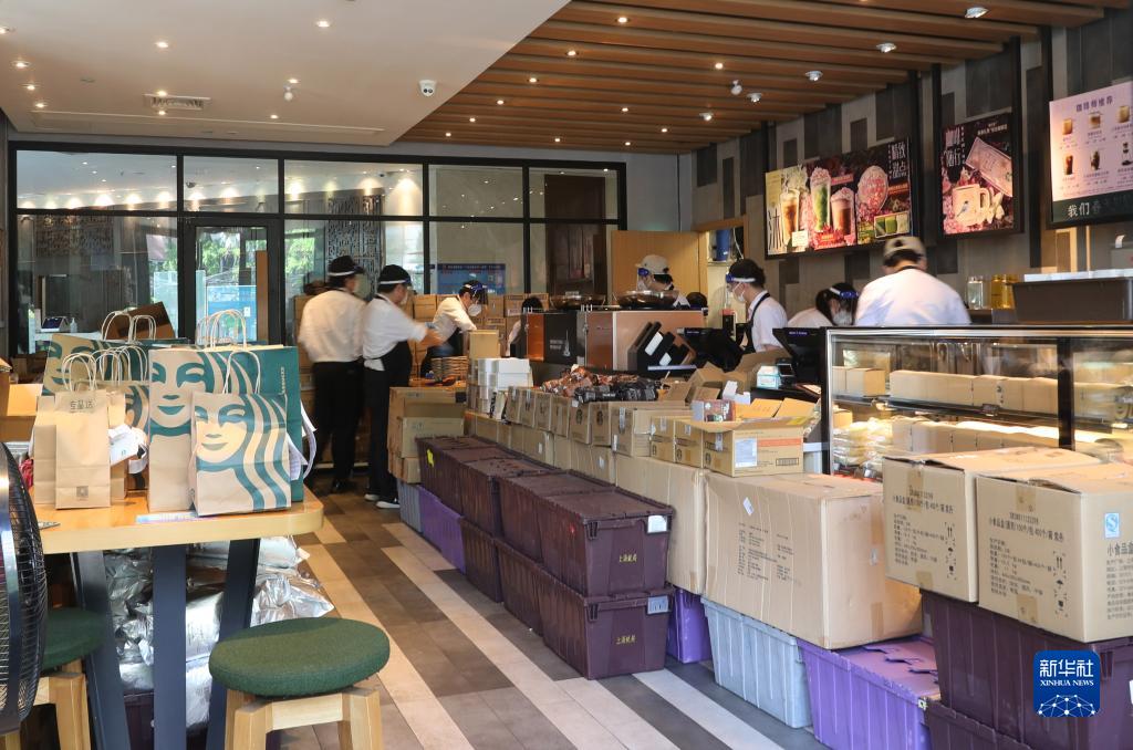 上海咖啡店9553间成全球最多。