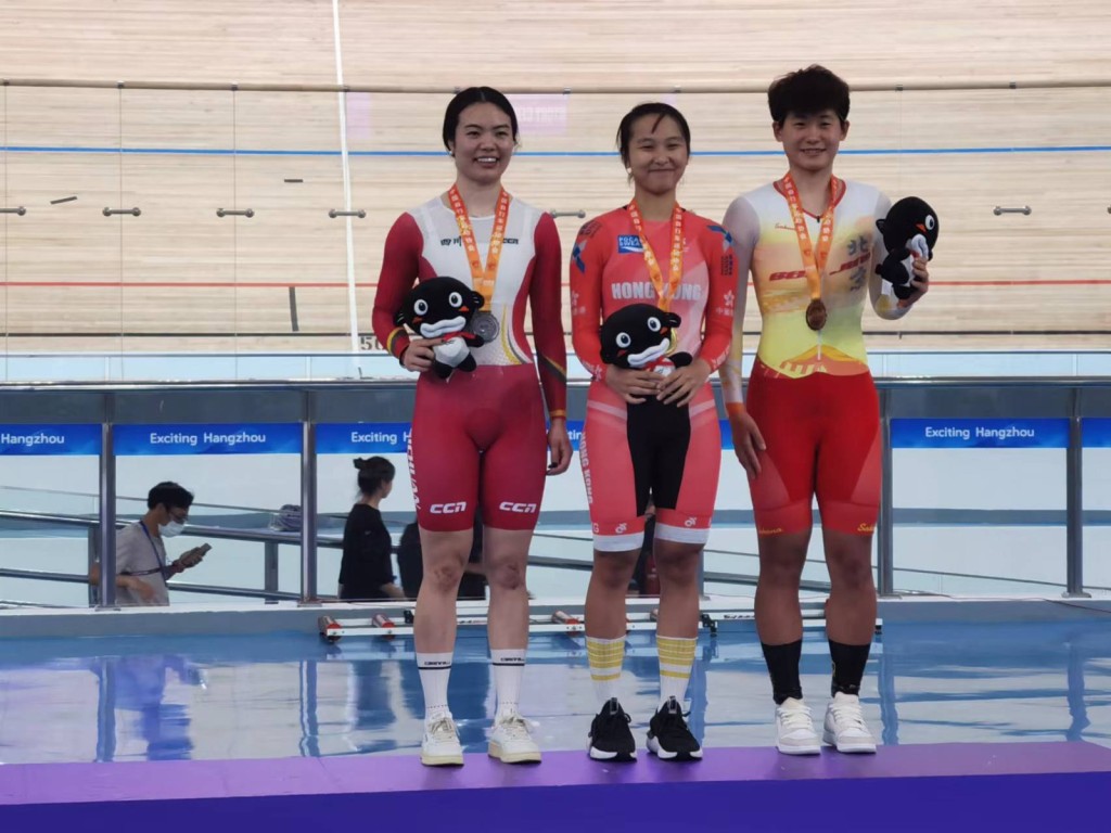 李思穎奪得女子全能賽冠軍。 中國香港單車總會圖片
