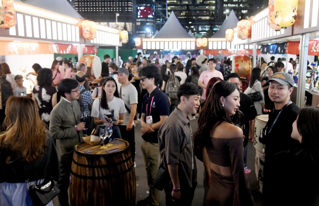 圖為去年香港美酒佳餚巡禮。