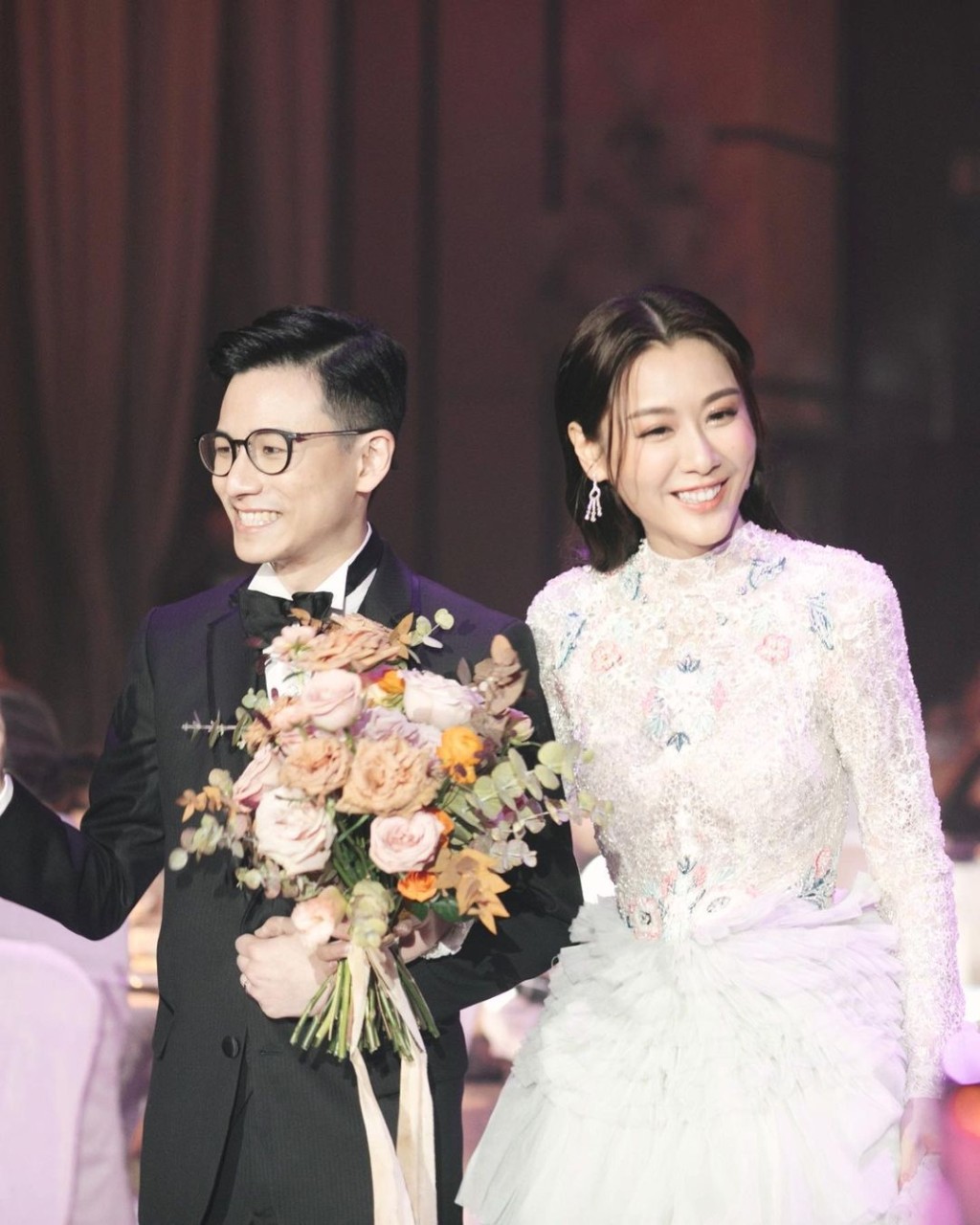 陈诗欣去年10月下嫁圈外男友。