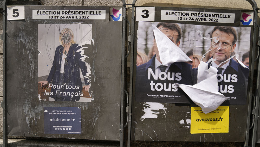 法國不少民眾對兩名總統候選人都不滿。AP圖片