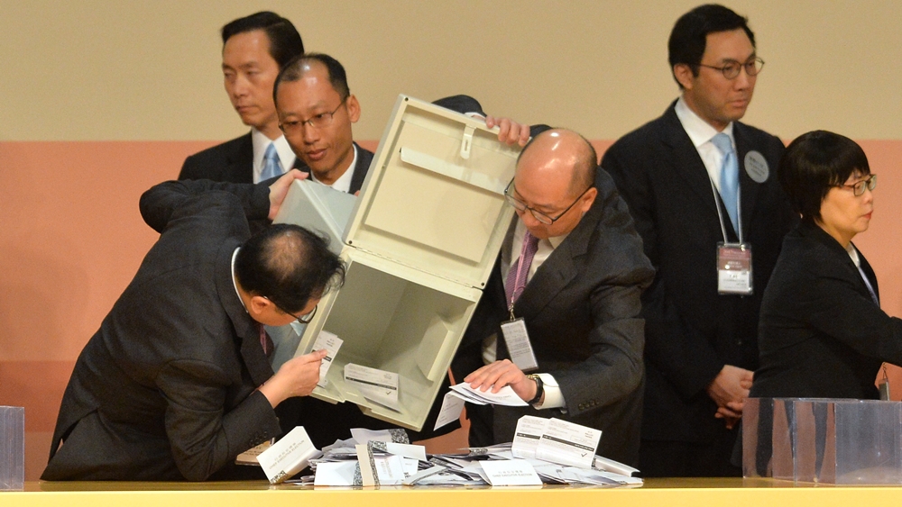 特首選舉因疫情延期。資料圖片