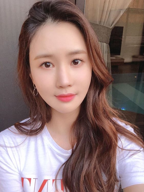 經理人公司指李多海並無整容。