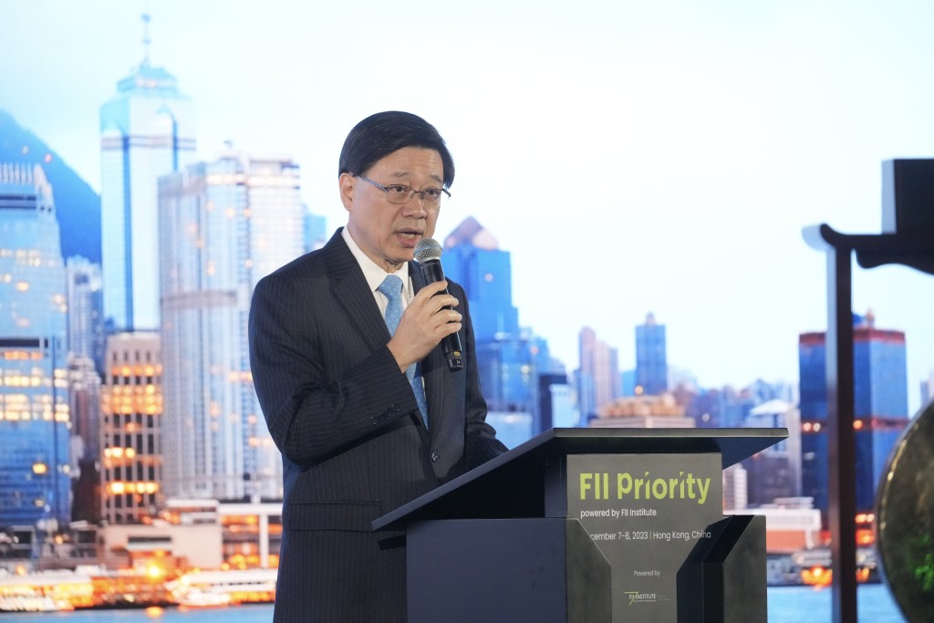 李家超表示香港是全球其中一個最具競爭力和自由的經濟體。劉駿軒攝
