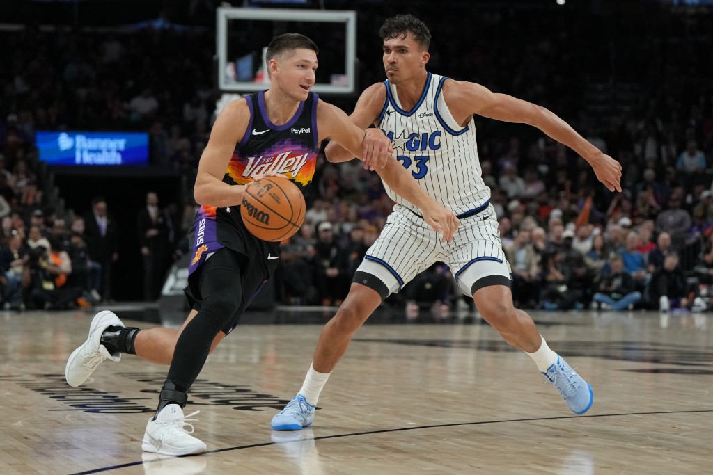 艾伦(左)摆脱右脚踝伤患复出,他攻入全队最高的27分。AP 艾伦(左)摆脱右脚踝伤患复出,他攻入全队最高的27分。AP