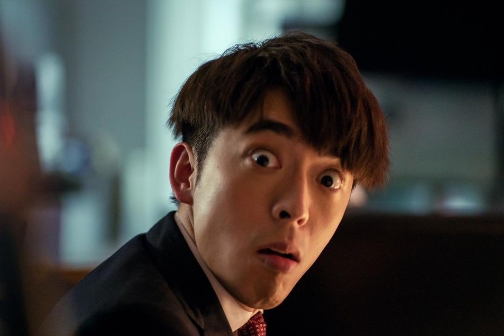事主以第三者視角觀察內地職場，發現雖然香港人工作亦十分努力，但內地員工那種「『拼』的程度是另一種層級」。 (劇照)