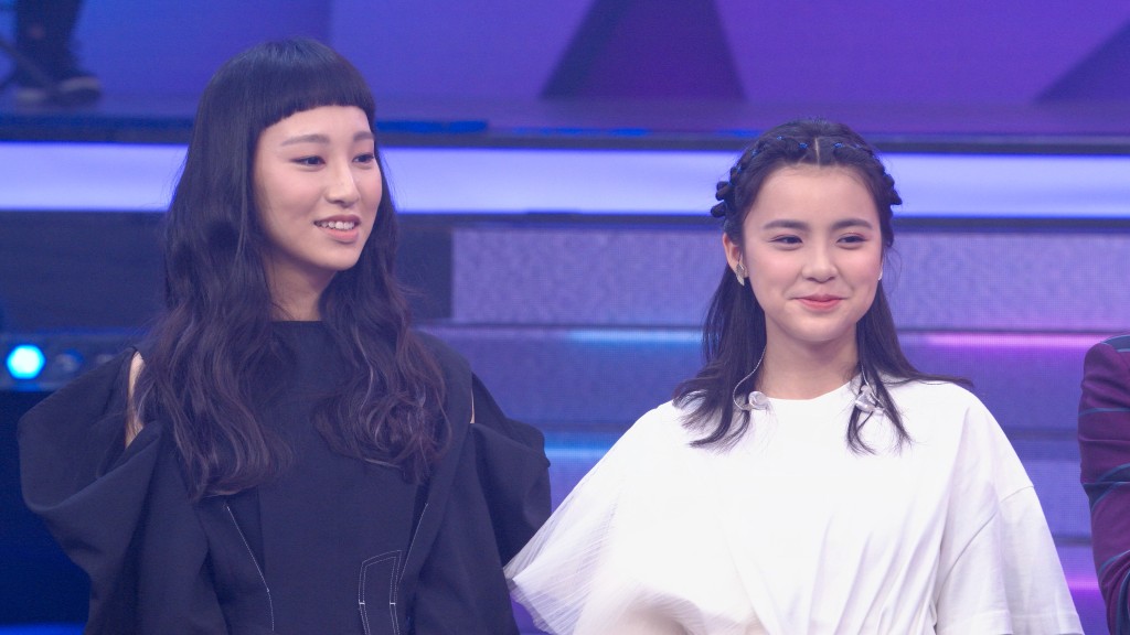 Chantel以14盞燈較得11盞燈的Gigi為多，直入五強，Gigi要進入危險區。