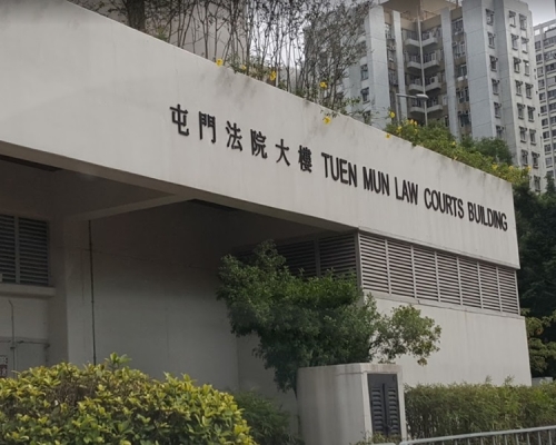 兩人今在屯門法院承認一項盜竊罪。 資料圖片