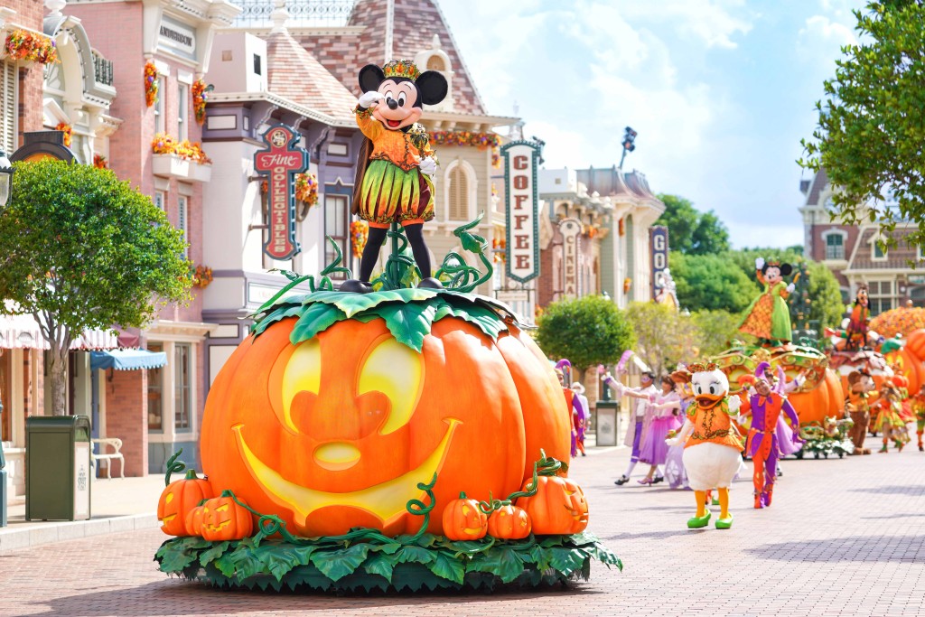 今年香港迪士尼乐园将于9月13日至10月31日举行「Disney Halloween Time」万圣节活动。