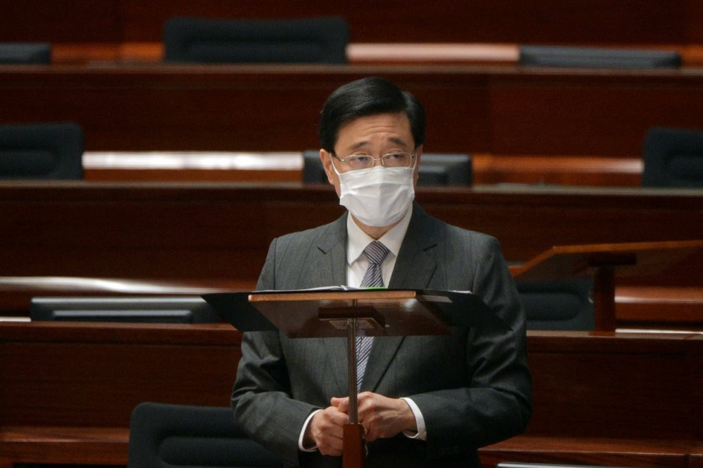 李家超批評,過去有議員反中亂港、對抗內地。