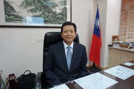 台北經濟文化辦事處主任盧長水。