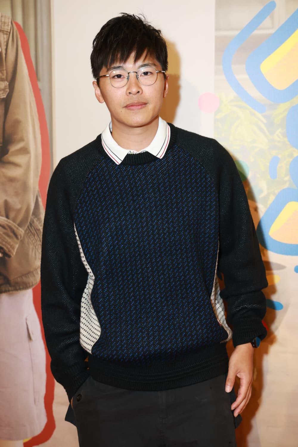 游學修攞「生氣」公仔到場,但被經理人沒收。 游學修攞「生氣」公仔到場,但被經理人沒收。