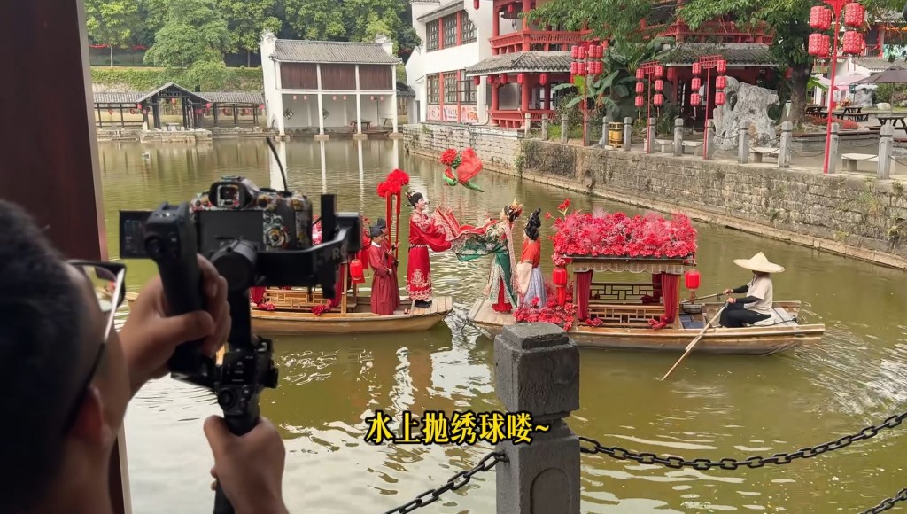 中式仿古婚禮微電影興起，成就新人最美回憶。抖音＠胖達胖達