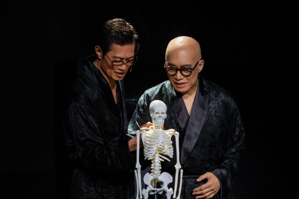 《唔講得》廣州場次兩場夜場和一場日場門票全數售罄,劇組正計劃加場。 《唔講得》廣州場次兩場夜場和一場日場門票全數售罄,劇組正計劃加場。