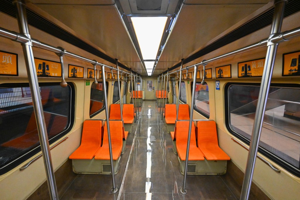 港鐵「站見」鐵路展,展出多款退役列車。港鐵提供 港鐵「站見」鐵路展,展出多款退役列車。港鐵提供