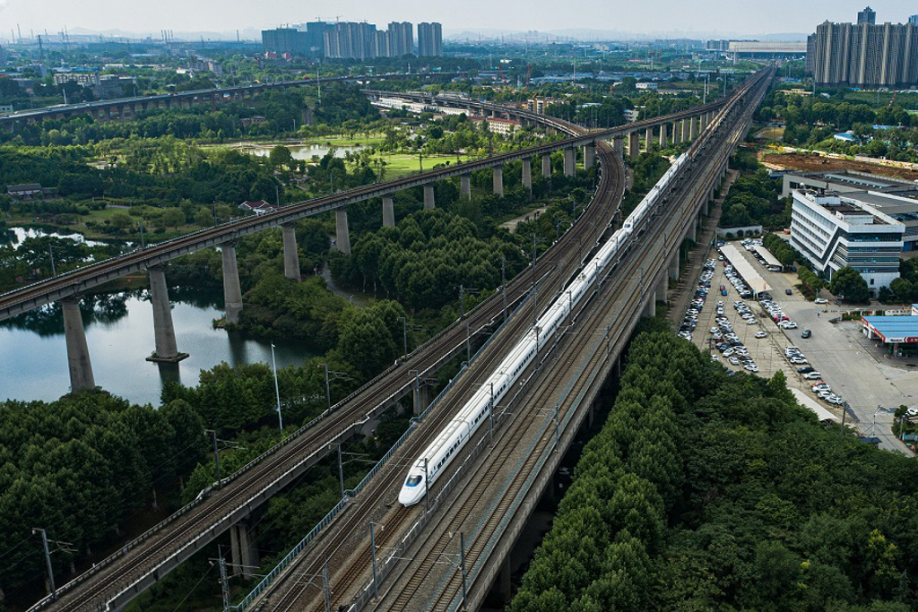 包海高铁将刷新世界最长高铁线纪录。
