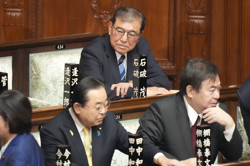 石破茂正式获国会推举为首相。美联社