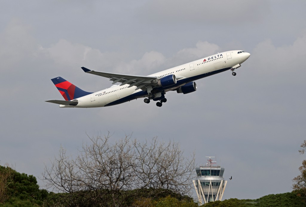 美國達美航空波音客機襟翼在空中脫落。法新社