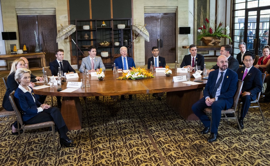 G7与部分北约成员领袖召开紧急会议讨论俄导弹落入波兰事件。AP