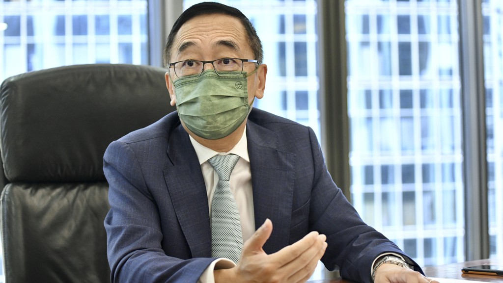 梁兆基料加息未至於令樓價大幅向下調整。 資料圖片