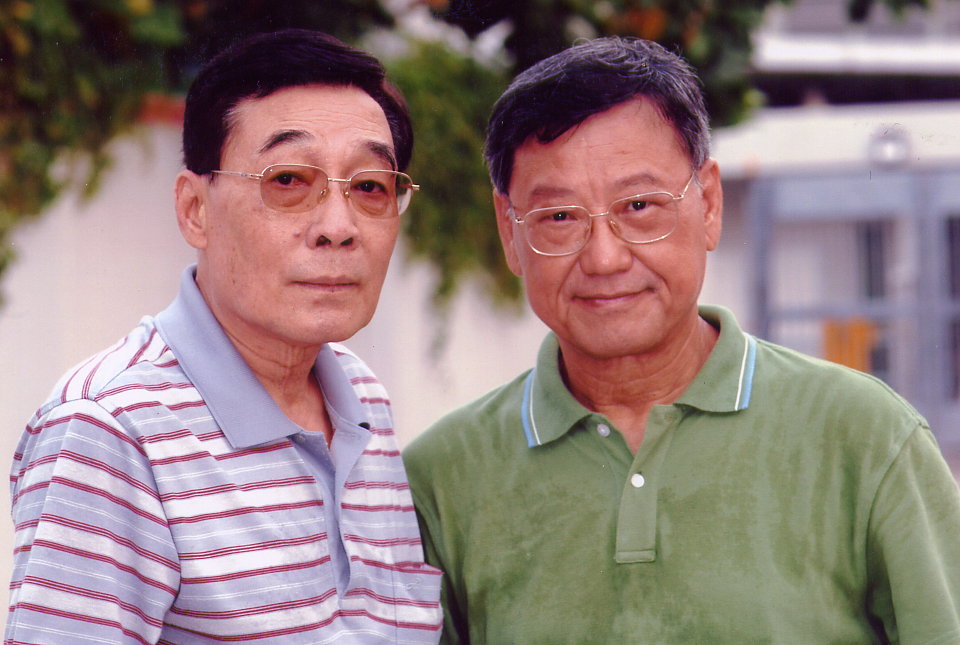 伍晃荣与「阿叔」林尚义（左）已在天上相聚。