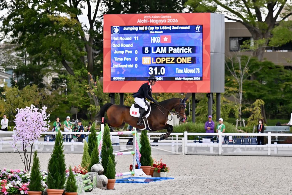 名古屋亞運馬術場地障礙個人賽B組決賽:林立信 - 2026名古屋亞運。劉駿軒攝 名古屋亞運馬術場地障礙個人賽B組決賽:林立信 - 2026名古屋亞運。劉駿軒攝