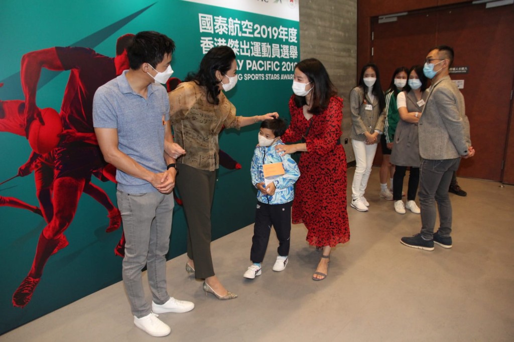 啟山稱見到哥哥享受家庭樂都覺得開心,故有合適對象都會認真考慮。
