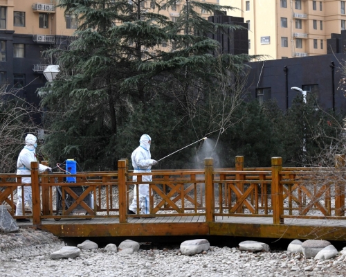 當地官方隨即於16日深夜宣布南宮市實施最嚴封控措施。新華社圖片