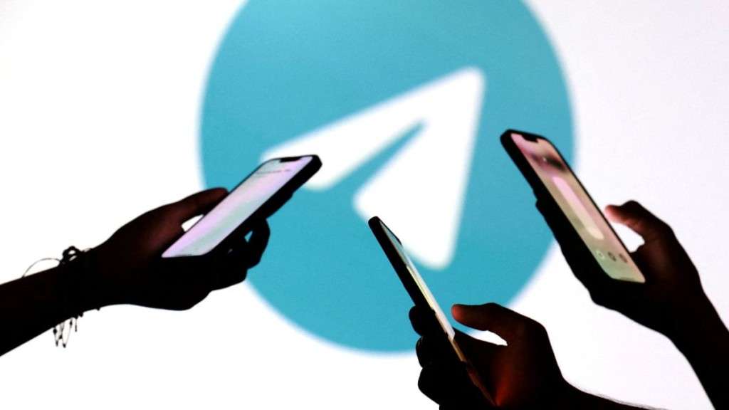 印度醫學院入學考試題外洩，據報是經由Telegram流傳。路透社